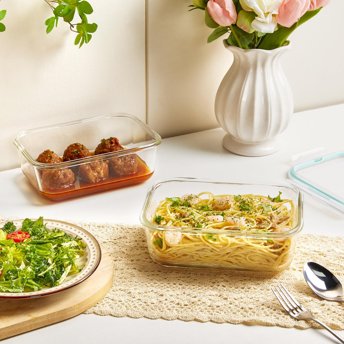 Vtopmart borosilicate BPA-free glass for durable food storage.