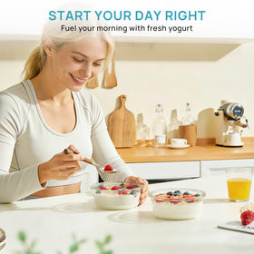 Vtopmart borosilicate glass resists temperature changes while keeping foods fresh.