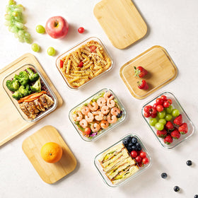 Vtopmart borosilicate glass containers withstand oven and microwave use without lids.