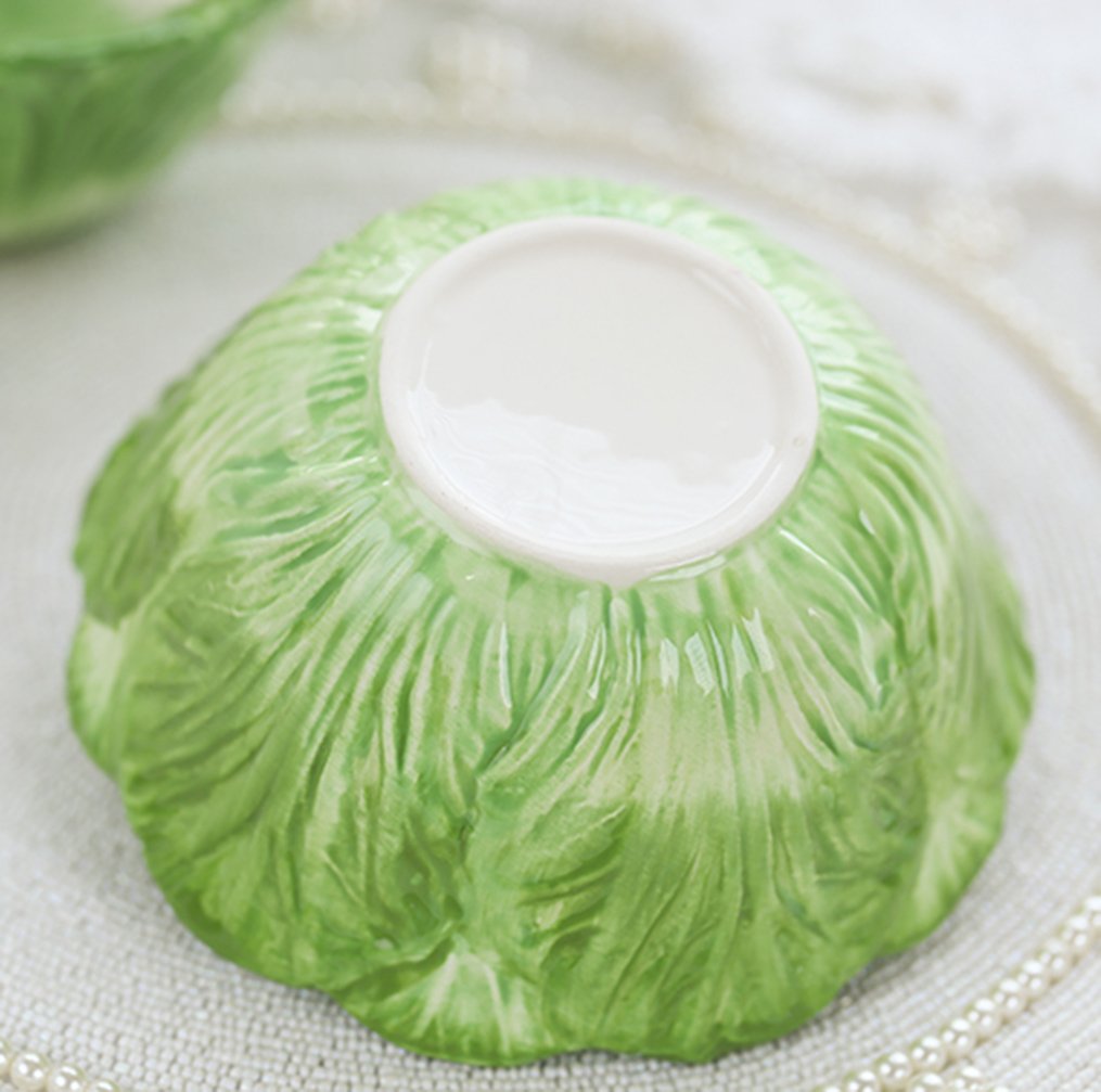 WAIT FLY cabbage rabbit bowl ideal for soup, with smooth rim and cute design.