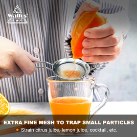 Walfos cocktail-filter for juicing and straining, ideal for smooth drinks.