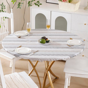 Walrus oil-proof coating protects against cooking splatters and messes.