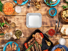 WANBAO disposable takeout containers with lids for mess-free service.