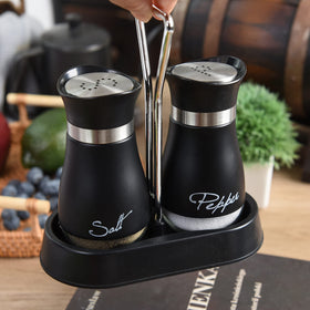 Wartter shaker fill-easy design with screw-off lid for quick refills.