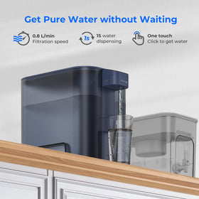 Waterdrop ED04B-L battery indicator and charging setup for portable convenience.