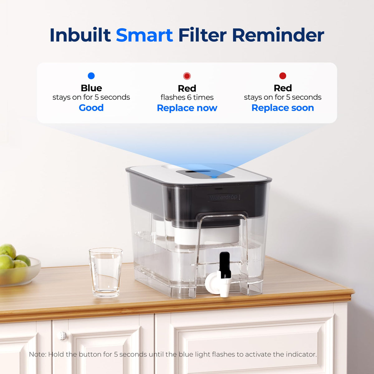 Waterdrop WFD-22L-DF pour-spout in action delivering purified water
