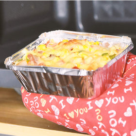 Waytiffer heavy-duty square pans side view for durable baking.