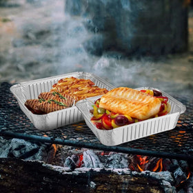 Waytiffer pans for catering and delivery illustrate convenient portioning and transport.