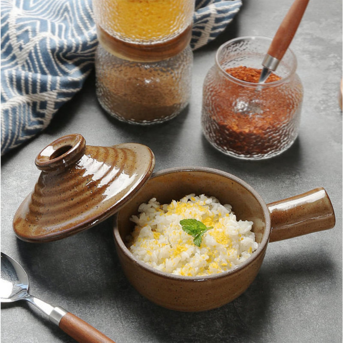 WDCFXY compact egg poacher ready eggs for a quick breakfast