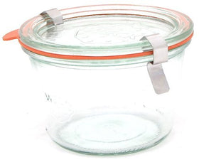 Weck 741 wide-opening glass jar for easy filling and mess-free storage.