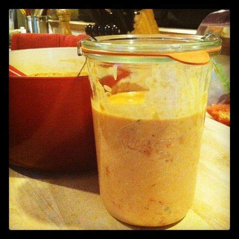 Weck Mold Jar stores dried spices with stylish, sustainable design