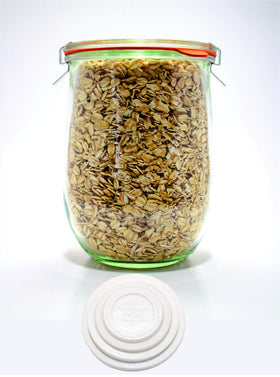Elegant Weck Tulip Jar 1L makes a thoughtful gift.