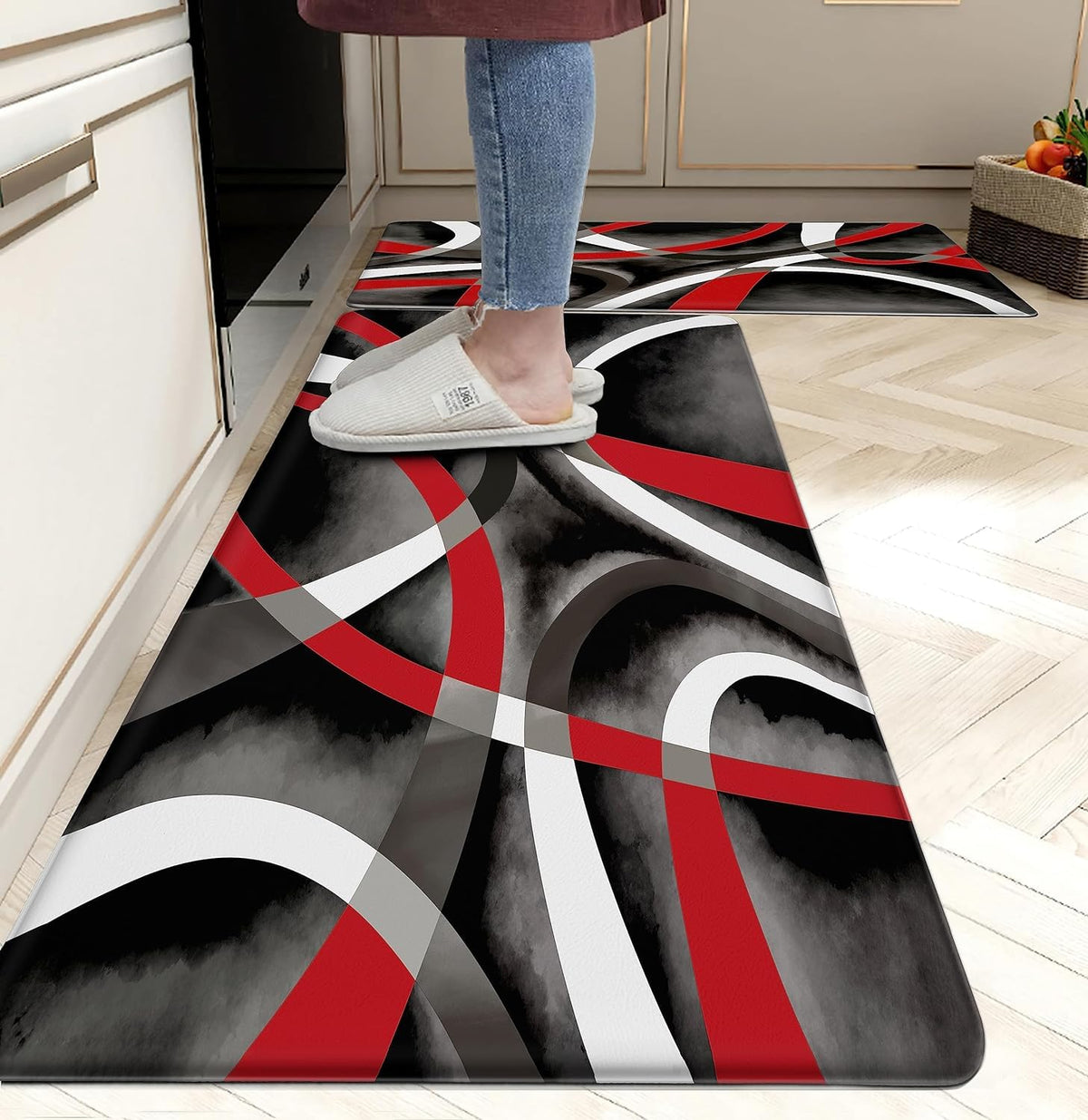 Weesire red circle kitchen mat 17.3x28 front view for comfortable standing.