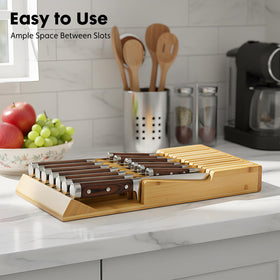 WenCraft two-tier knife holder design offers easy retrieval for all knives.