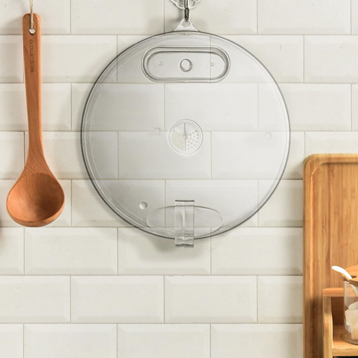 WENWELL BPA-free microwave cover prioritizes safe reheating with clear visibility.