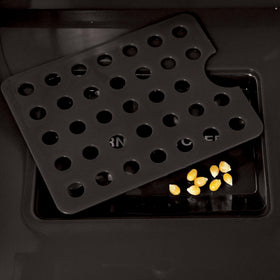 West Bend Stir Crazy popcorn popper kernel catcher tray keeps kernels contained