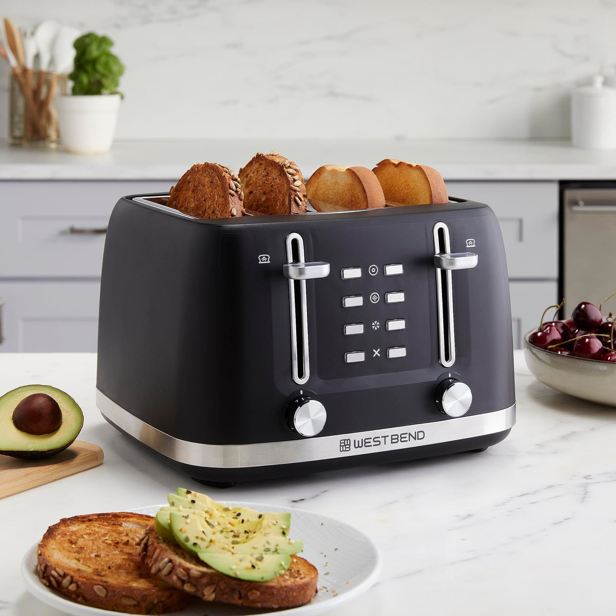 West Bend Toaster deep slots for thick bagels and waffles