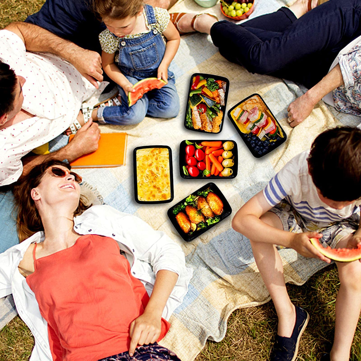WGCC 32oz meal box fits portions for dieting, school lunches, and on-the-go