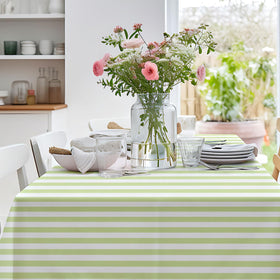 Whaline elegant scalloped edge adds a refined touch.