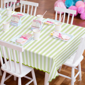 Whaline stain-resistant fabric keeps colors vibrant during casual dining.