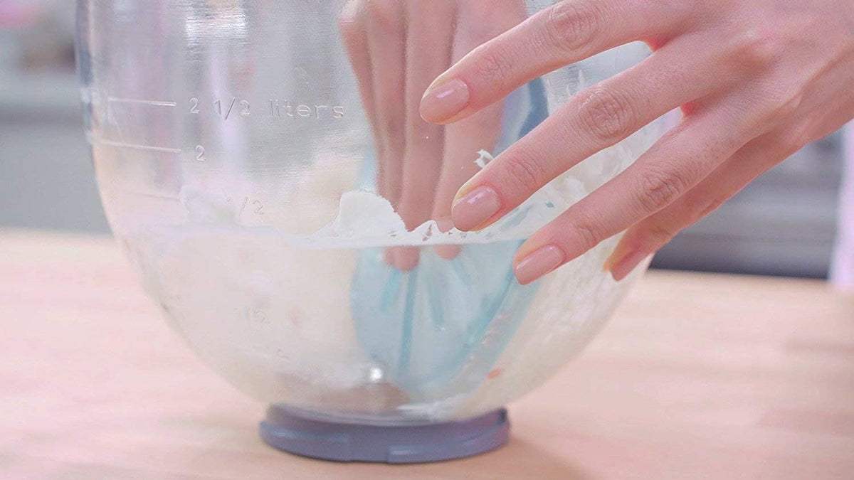 Whisk Wiper Pro KitchenAid tilt-head compatibility enables on-bowl wiping