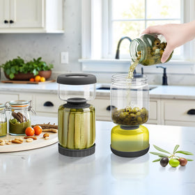 WhiteRhino dishwasher-safe jar supports everyday use in kitchens and picnics.