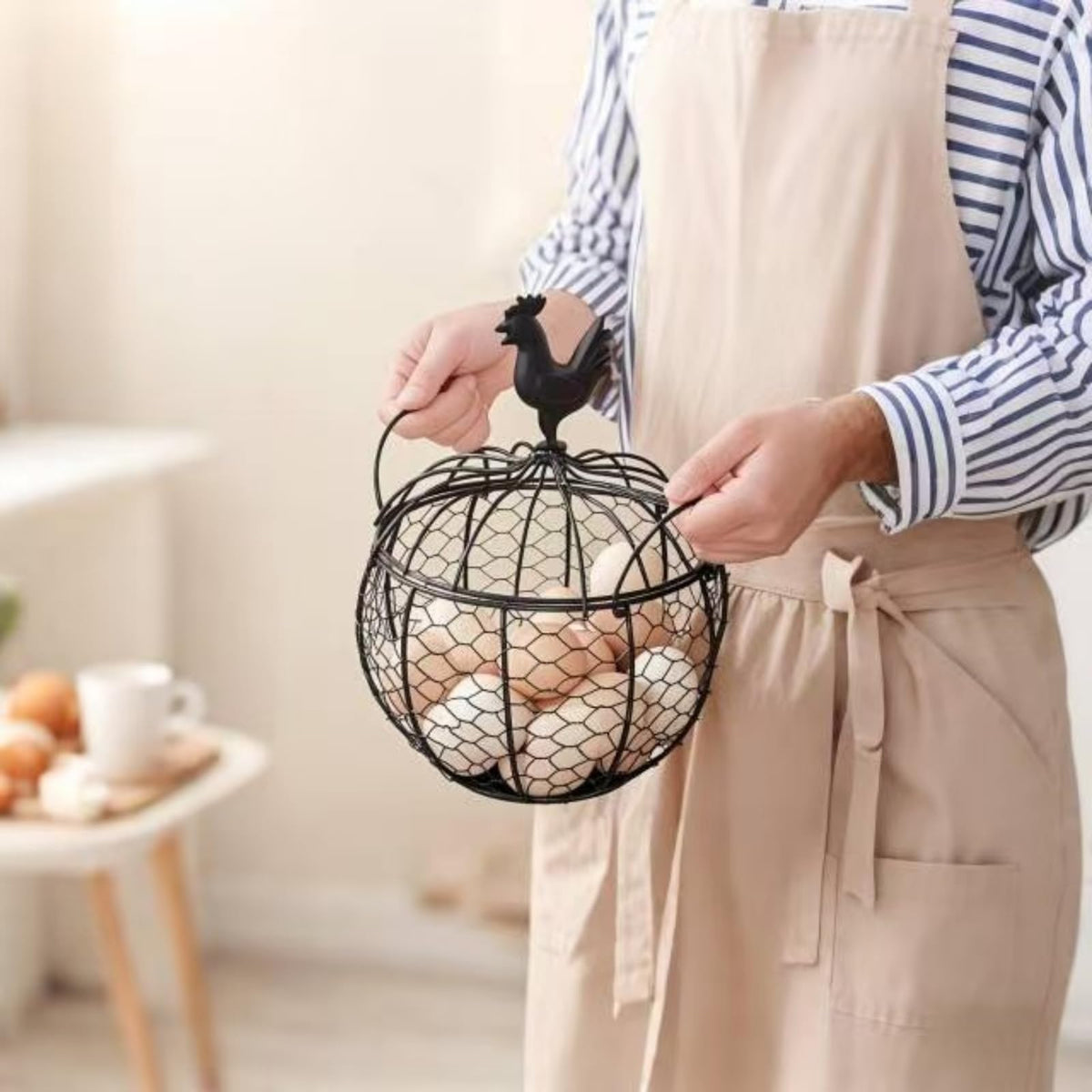 WHXZNJGN non-slip-base keeps the basket stable on counters.