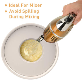 Wildone bowls feature non-slip silicone bottoms for steady whisking.