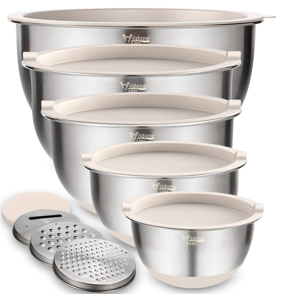 Wildone mixing bowls with airtight lids keep ingredients fresh during prep.
