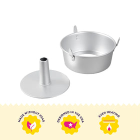 Cooling legs on Wilton pan promote air circulation during cooling