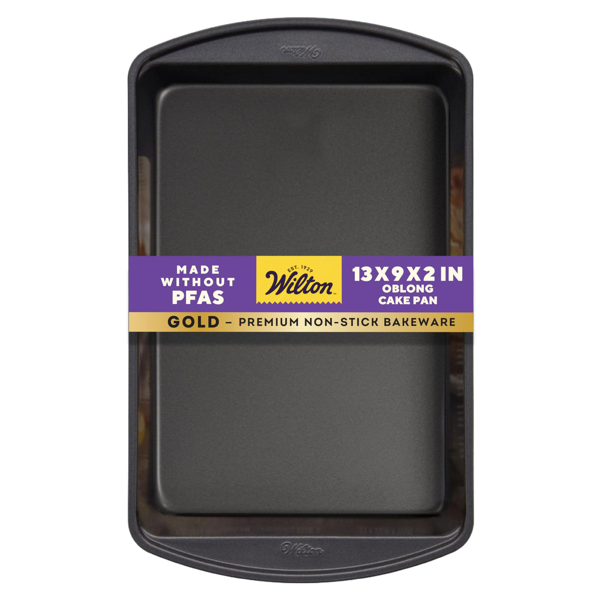 Wilton Gold Non-Stick 13x9 pan top view for even baking and easy release