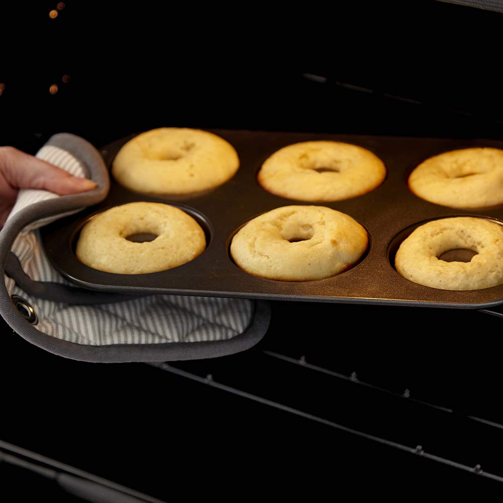 Wilton Pan delivers even-heat distribution for perfectly browned donuts.