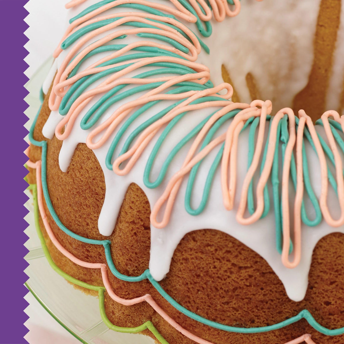 Wilton 9.49 inch fluted pan ideal for birthday cakes and cupcakes