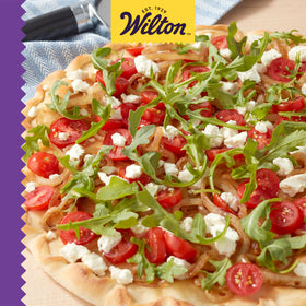 Packaging graphic highlighting a 10-year warranty for Wilton pizza pan