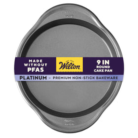 Wilton Platinum non-stick round cake pan with easy release for layered cakes