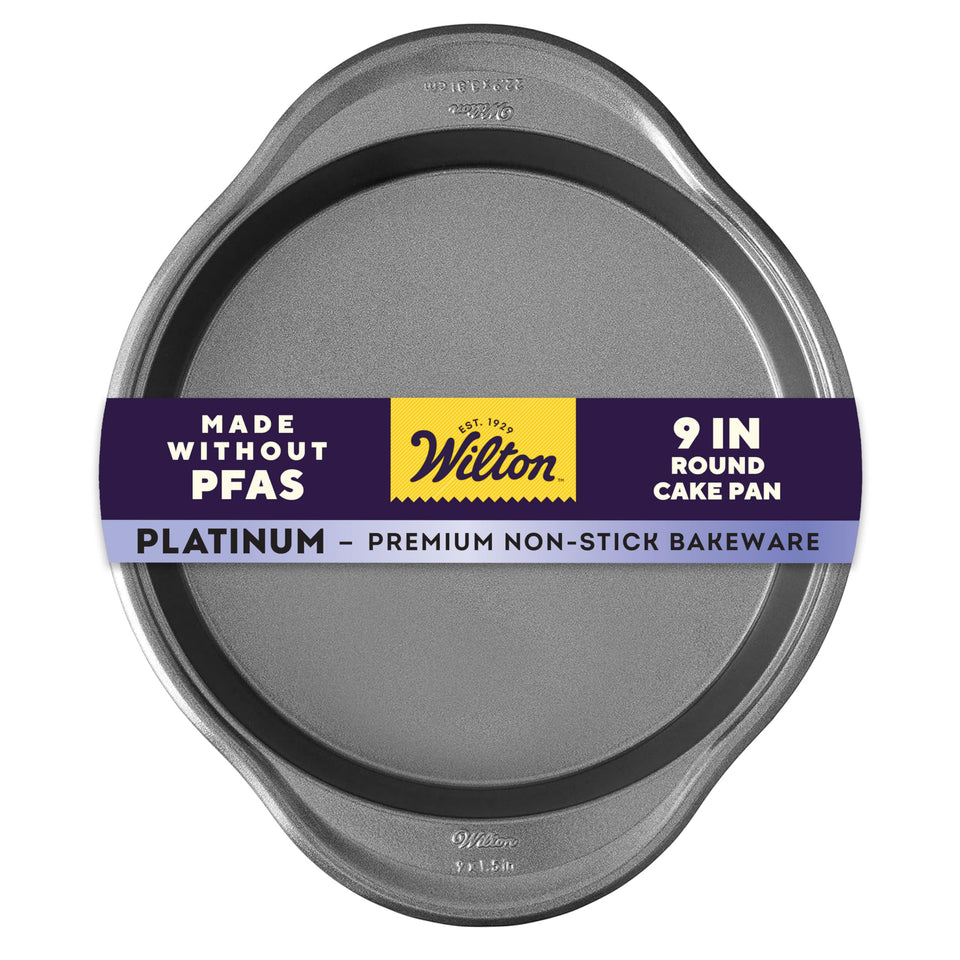 Wilton Platinum non-stick round cake pan with easy release for layered cakes