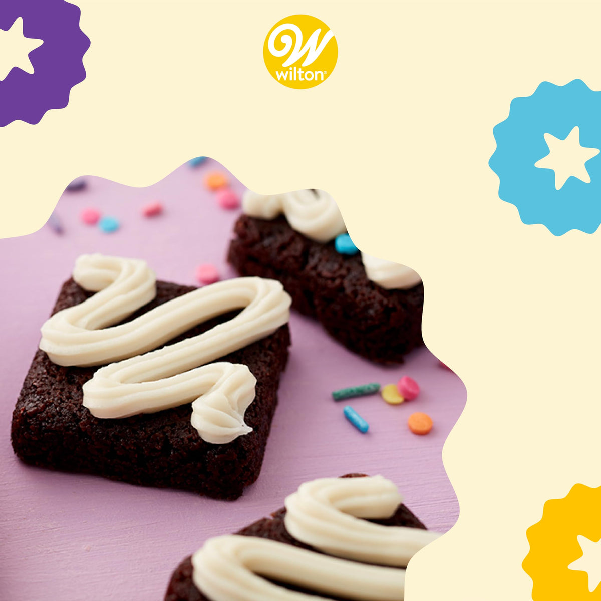 Wilton Platinum nonstick square pan features easy-release surface for desserts.