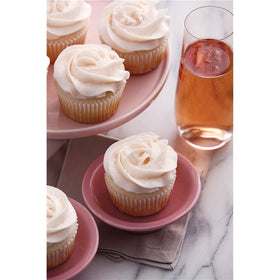 Wilton Tips Star 2110 silver finish delivers smooth piping results.