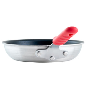 Riveted stay-cool handle ensures secure grip during cooking
