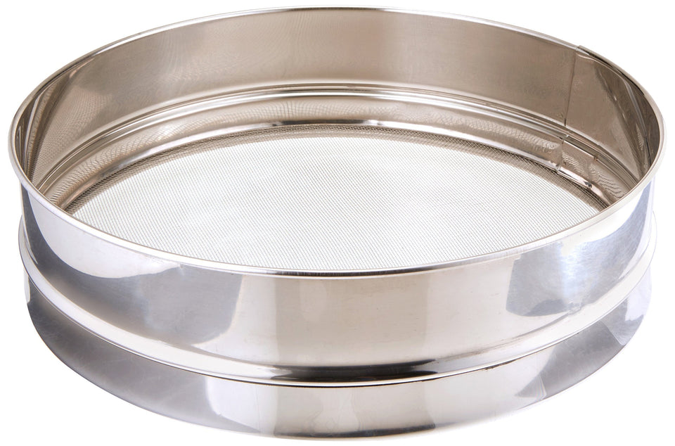 Winco 10-inch sieve with sturdy frame for efficient sifting
