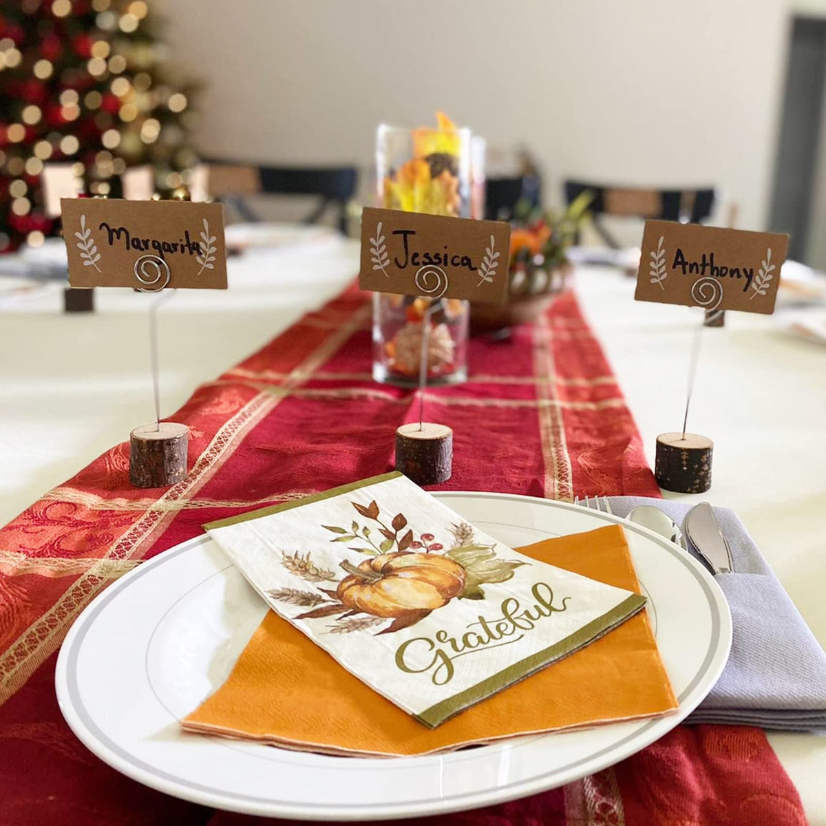 Winlyn wedding table essential for elegant name tags and seating markers
