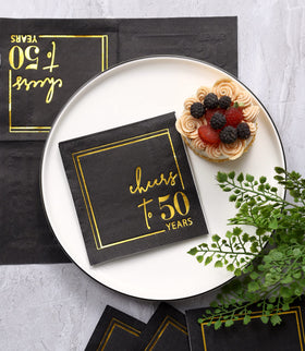 Winoo Design napkins 3-ply close-up highlights soft texture and absorbency