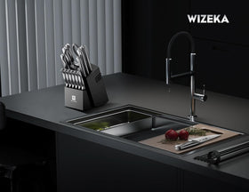 WIZEKA Jaguar Series 5-inch utility knife for precise trimming.