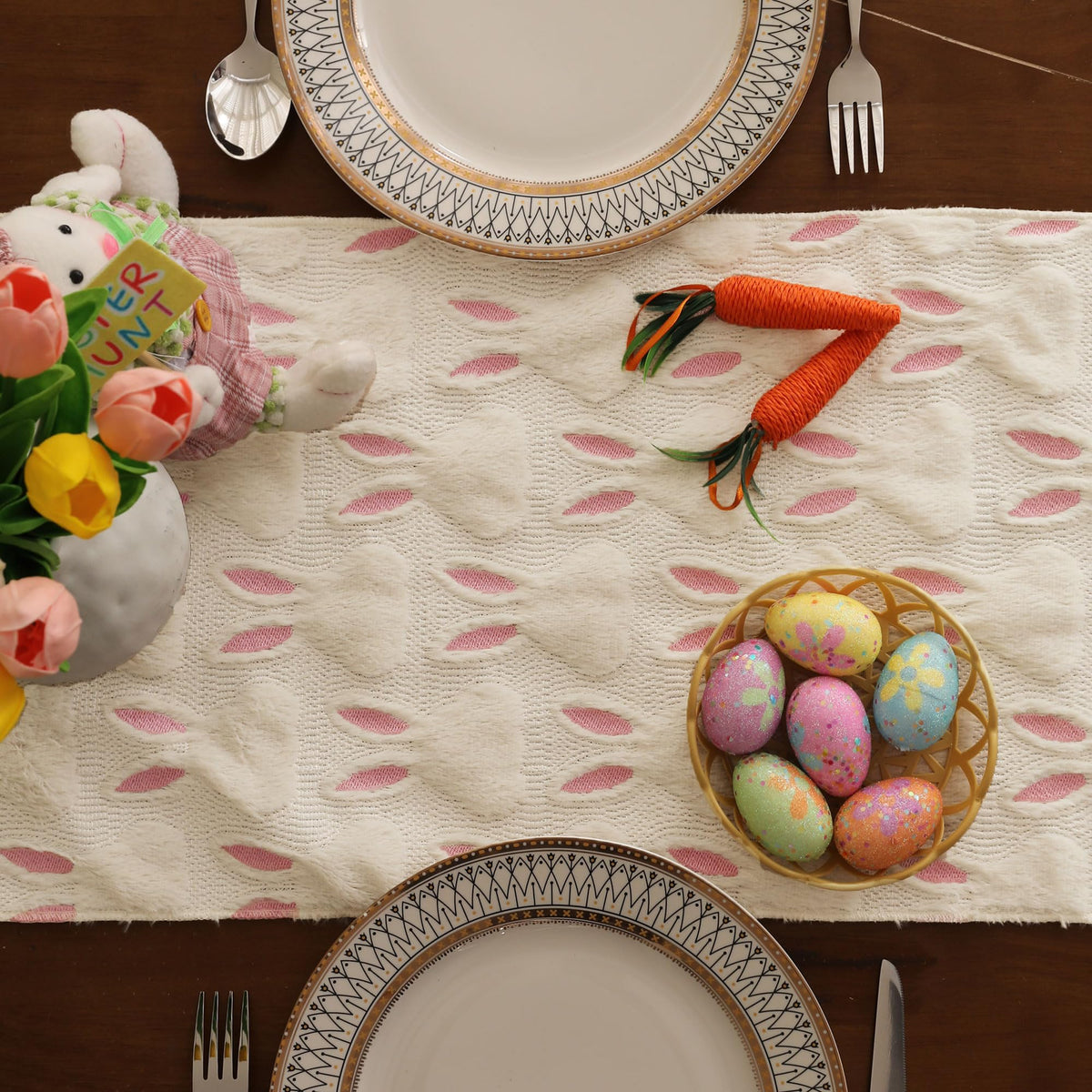 WKJZH jacquard-pattern table runner spring-design adds elegance to Easter tables.
