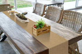 Wlirantim rustic wedding table decor on jute runner.