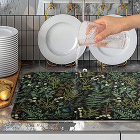 Wnoesat thick mat reducing counter noise during dish drying