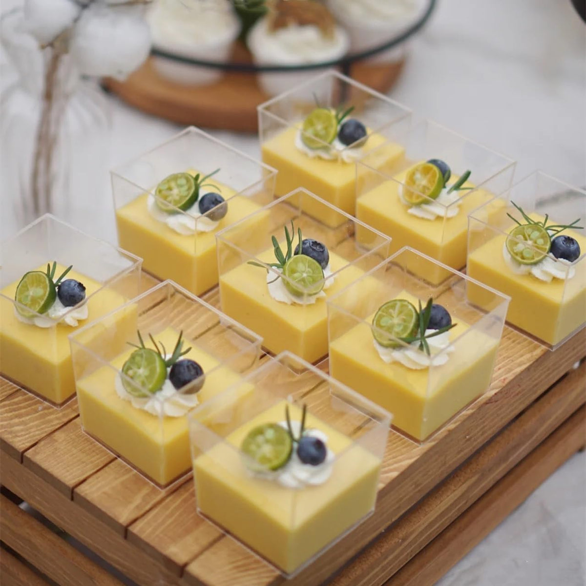 Wnqou display-ready cups showcase colorful mousses and puddings beautifully
