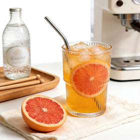 Woaiwo-q ribbed tumbler fits car cup holders, ideal for travel.