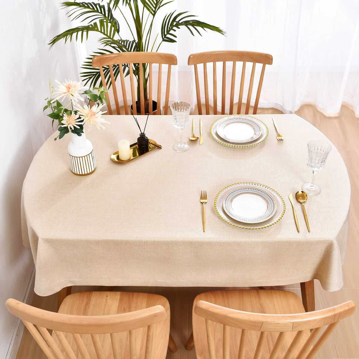Wolkemer tablecloth suitable for indoor and outdoor dining setups.
