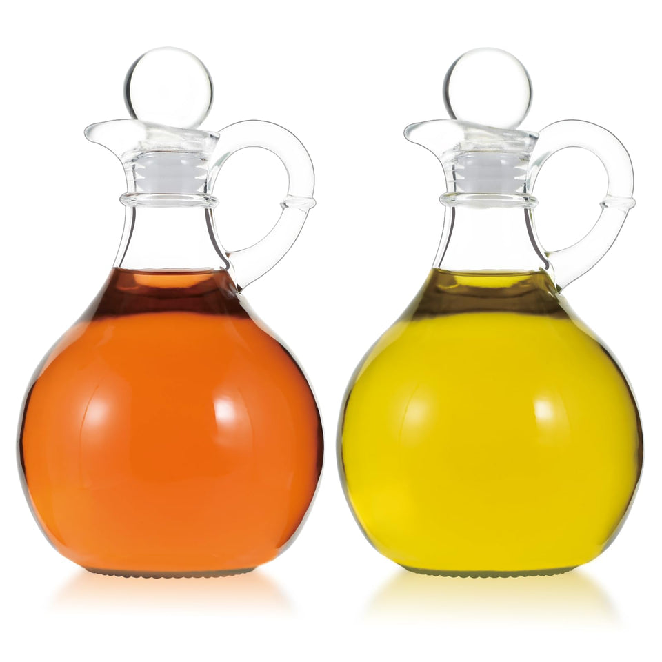 Wongblee oil and vinegar cruet set front view with clear glass and pour spouts
